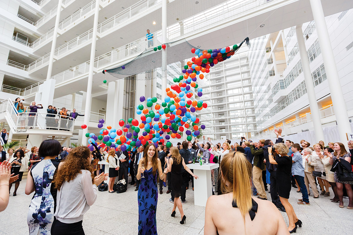 Graduation University Leiden in 2013, Foto Martijn van Dam Fotografie