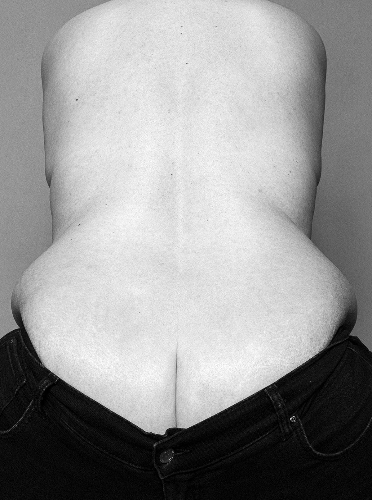 Constance Koningsberger, Body, Cleavage