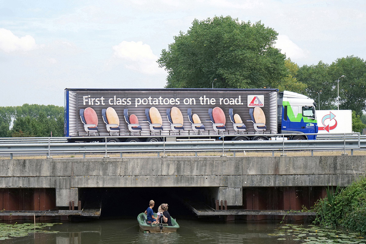 Jan Koster, Vrachtverkeer als billboards
