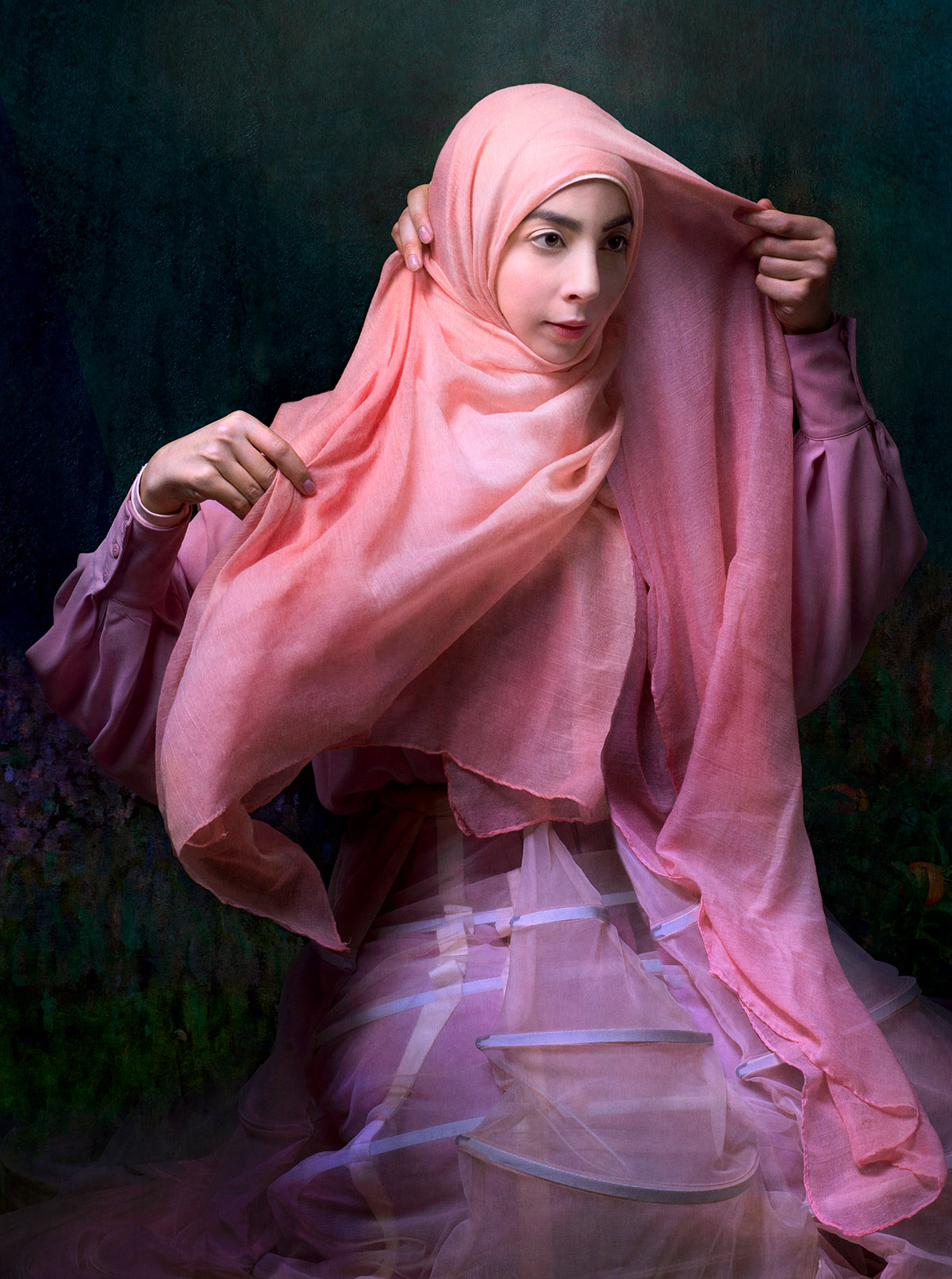 Cooper & Gorfer, Utopia, Israa And The Pink Scarf
