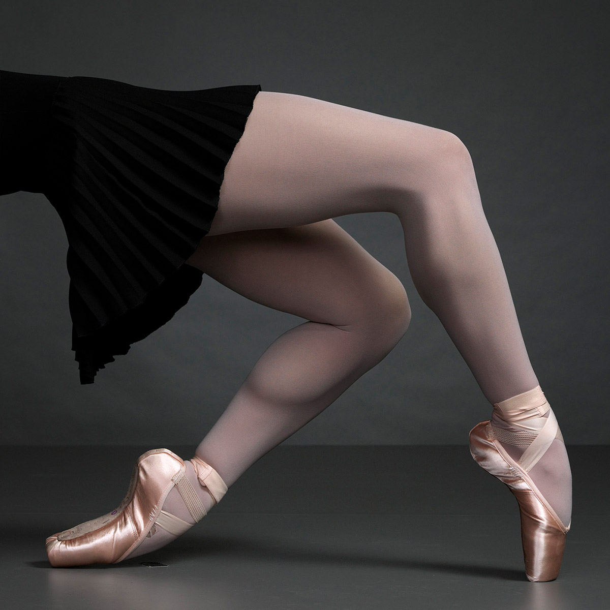 Dance in Close-Up: Hans van Manen seen by Erwin Olaf