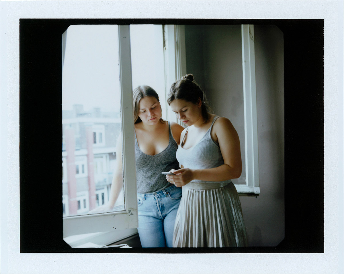 Sarah Mei Herman, Jana en Feby, augustus 2016 Polacolor