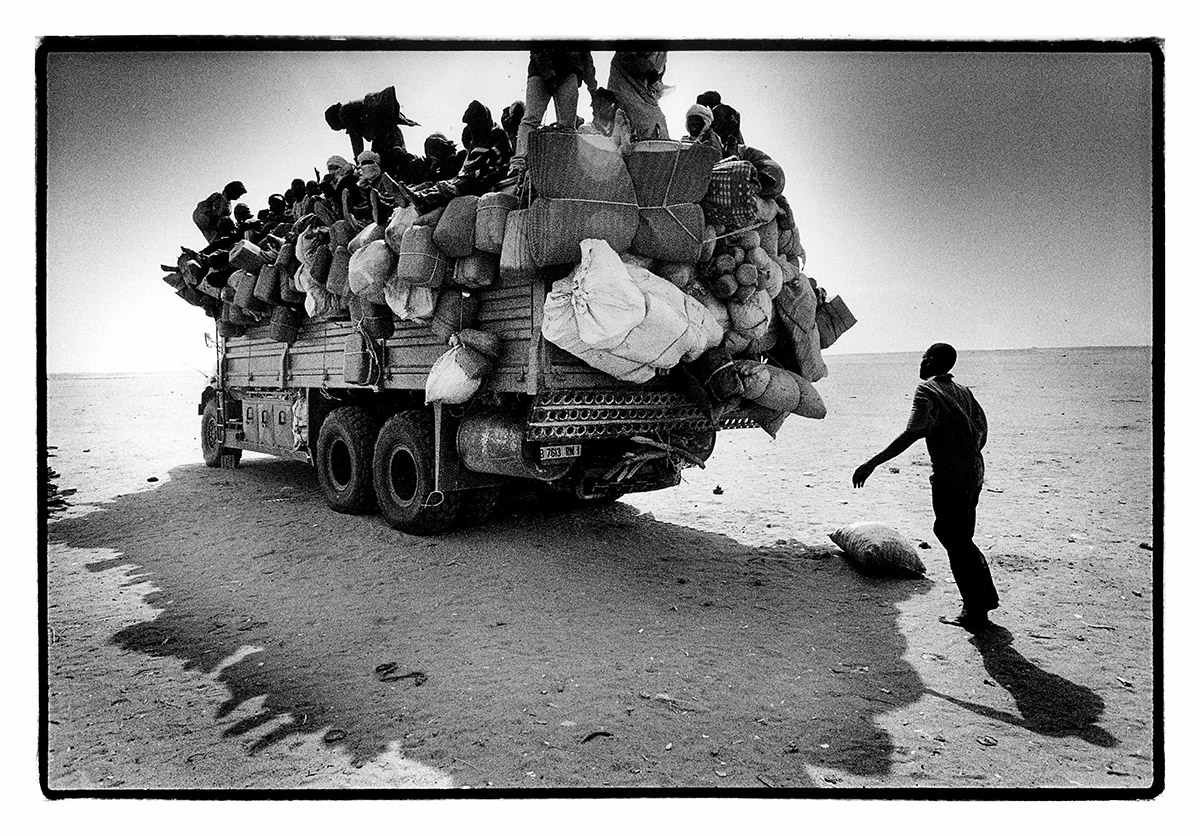 Piet den Blanken, Over de grens