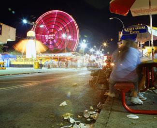 Peter van de Wijngaart, Labor Day at Coney Island - New York Minute, Courtesy Eduard Planting Fine Art Photographs